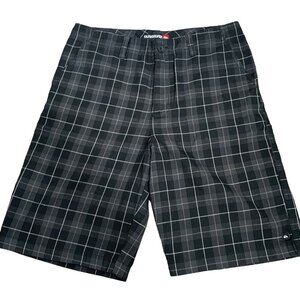 Quiksilver Embroidered Chino Shorts 30 Black Plaid Flat Front Pockets Button Zip